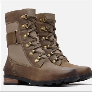 Sorel Emelie Conquest boot size 8 brown side zip
